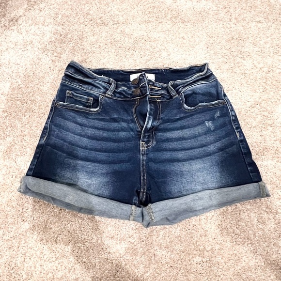 Zenana Outfitters Pants - Zenana Dark Wash Denim Shorts 
🟣FINAL PRICE🟣